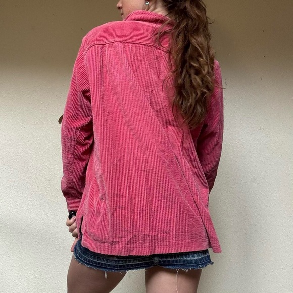 Vintage L.L. Bean pink corduroy button down - Picture 3 of 8